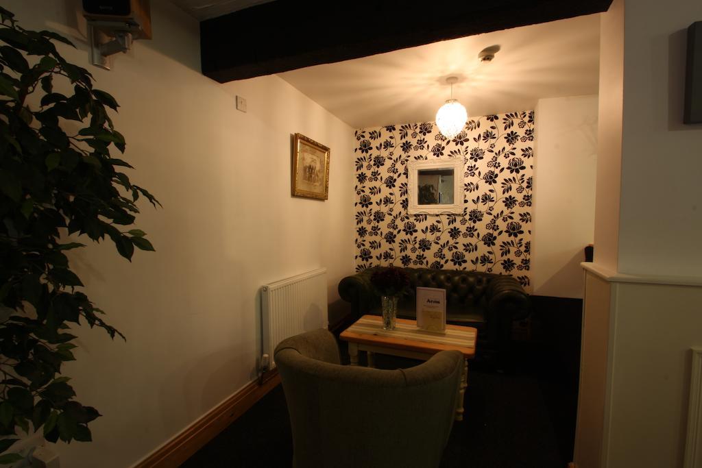 Emlyn Arms Bed & Breakfast Llanarthney Eksteriør bilde