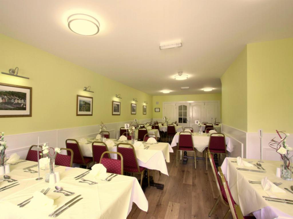 Emlyn Arms Bed & Breakfast Llanarthney Eksteriør bilde
